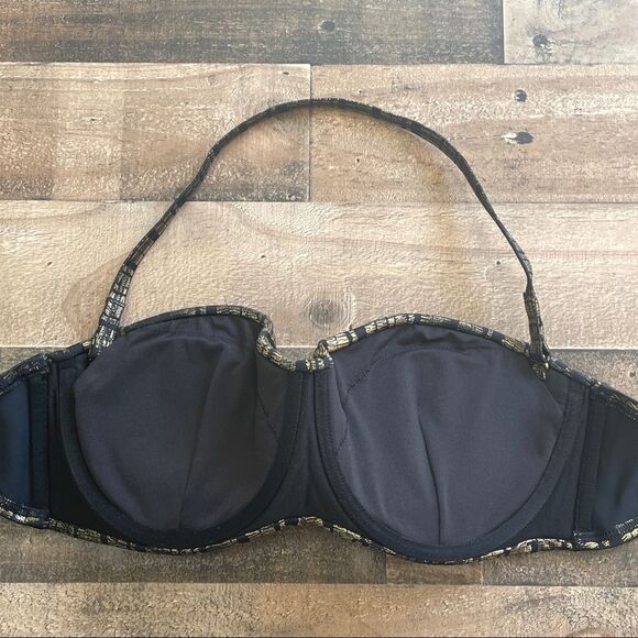 Victoria’s Secret Swim The Flirt Bandeau Bikini Top With Halter Strap Size 36D - Picture 6 of 6